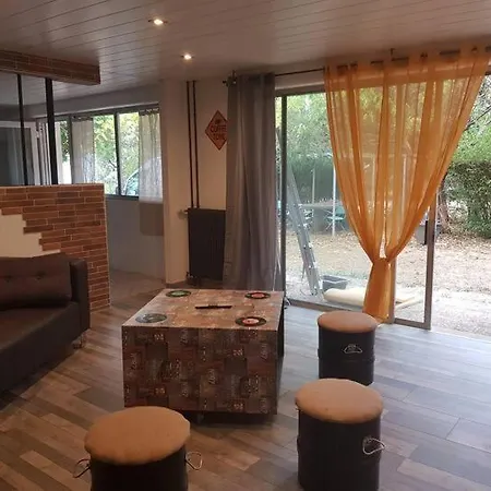 Loft La Pommeraie Privat bolig Nogent (Haute-Marne)